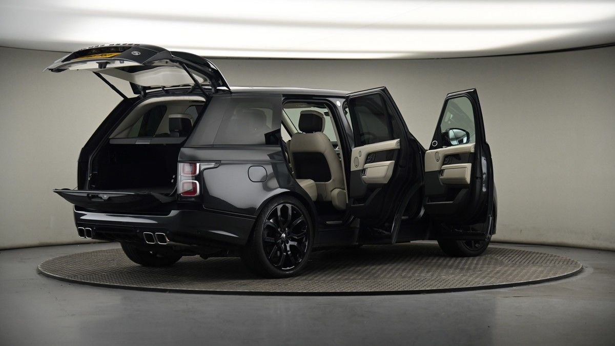 More views of Land Rover Range Rover