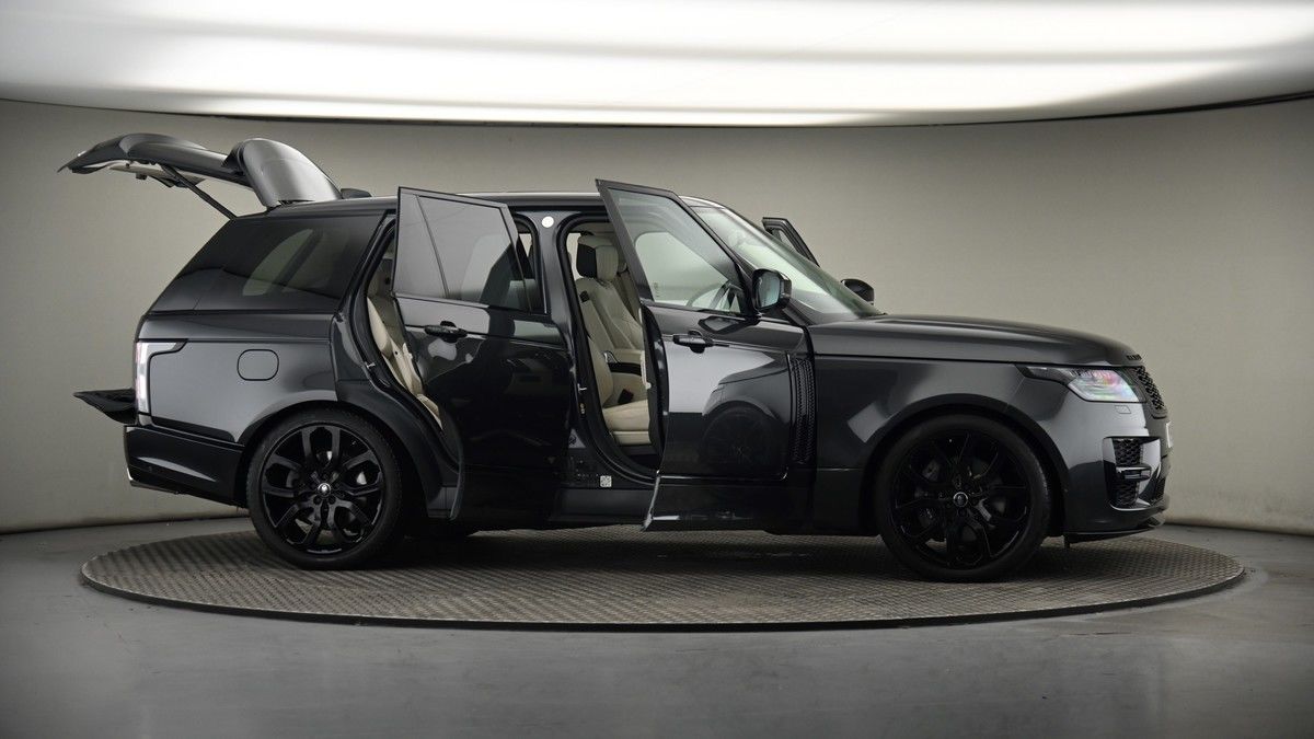 More views of Land Rover Range Rover