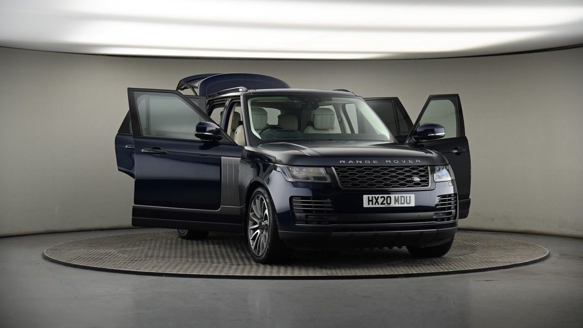 More views of Land Rover Range Rover