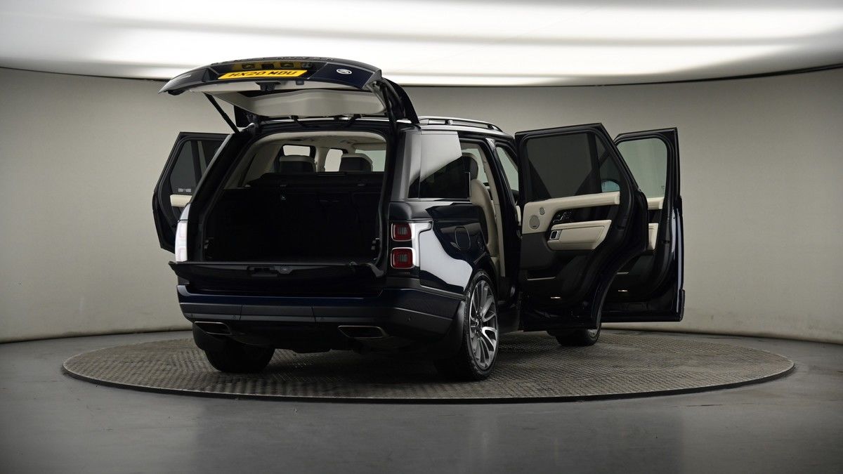 More views of Land Rover Range Rover