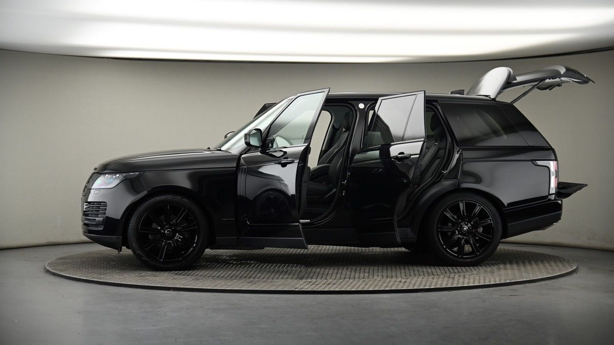 More views of Land Rover Range Rover