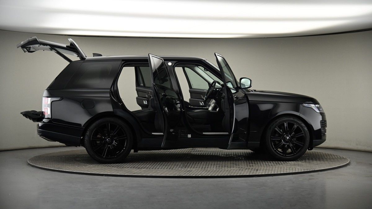 More views of Land Rover Range Rover