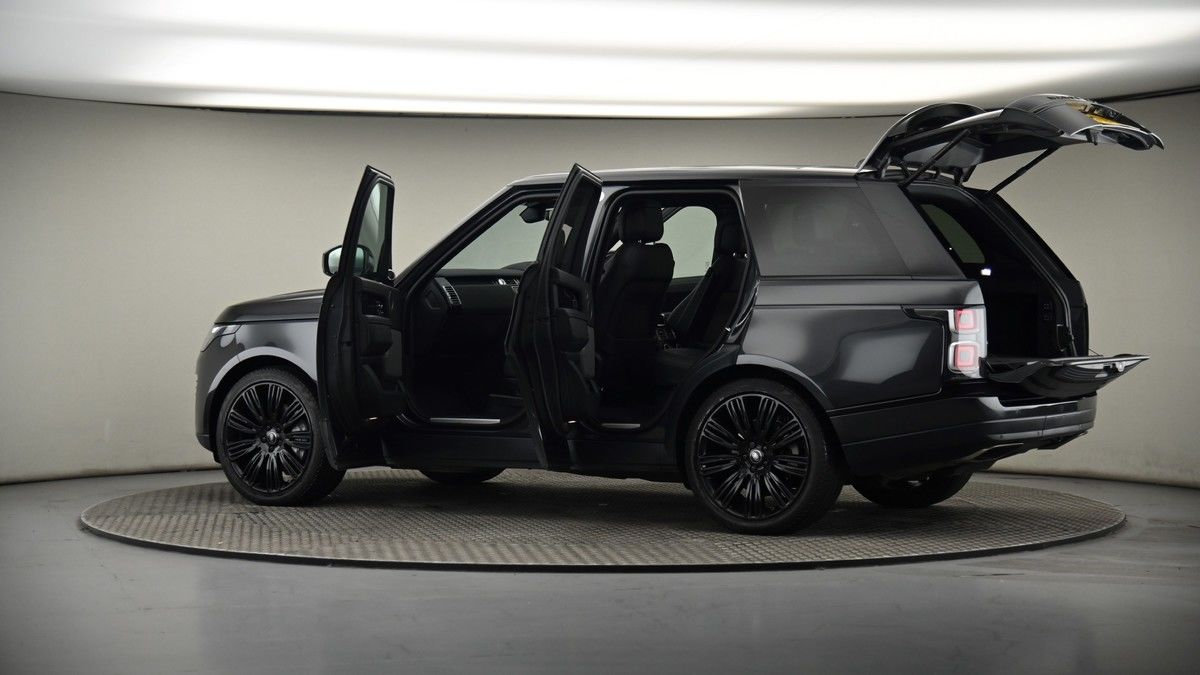 More views of Land Rover Range Rover