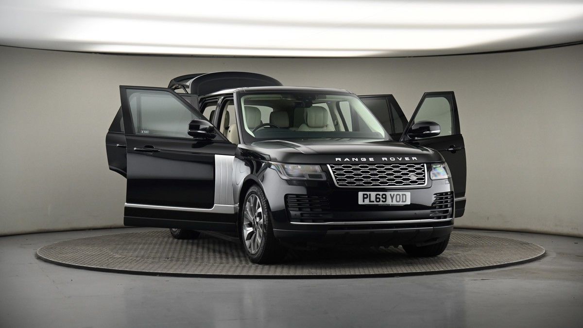 More views of Land Rover Range Rover