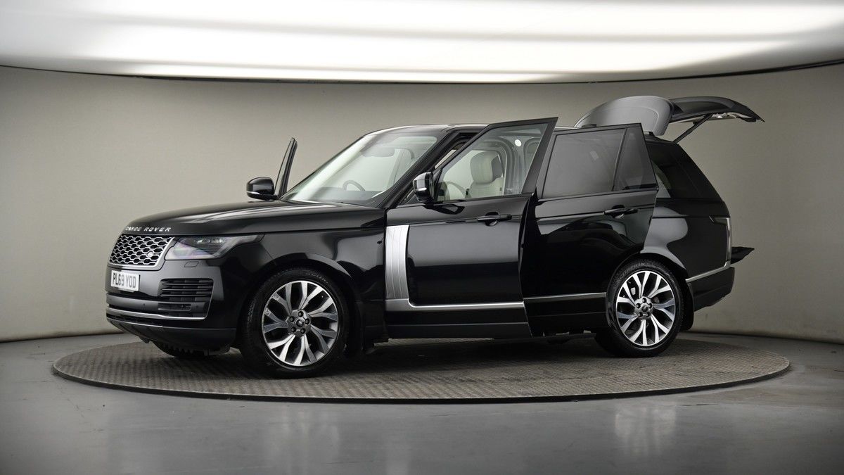 More views of Land Rover Range Rover