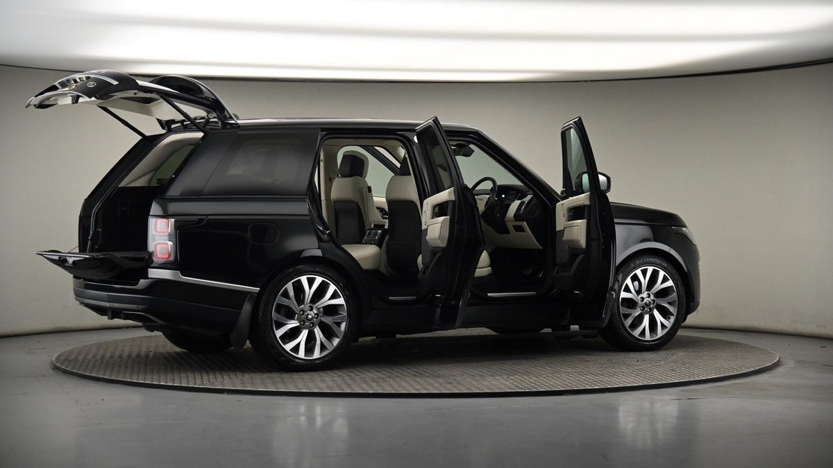 More views of Land Rover Range Rover