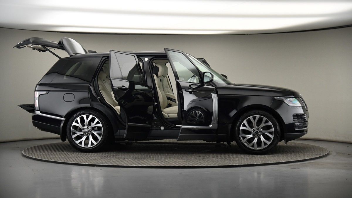 More views of Land Rover Range Rover