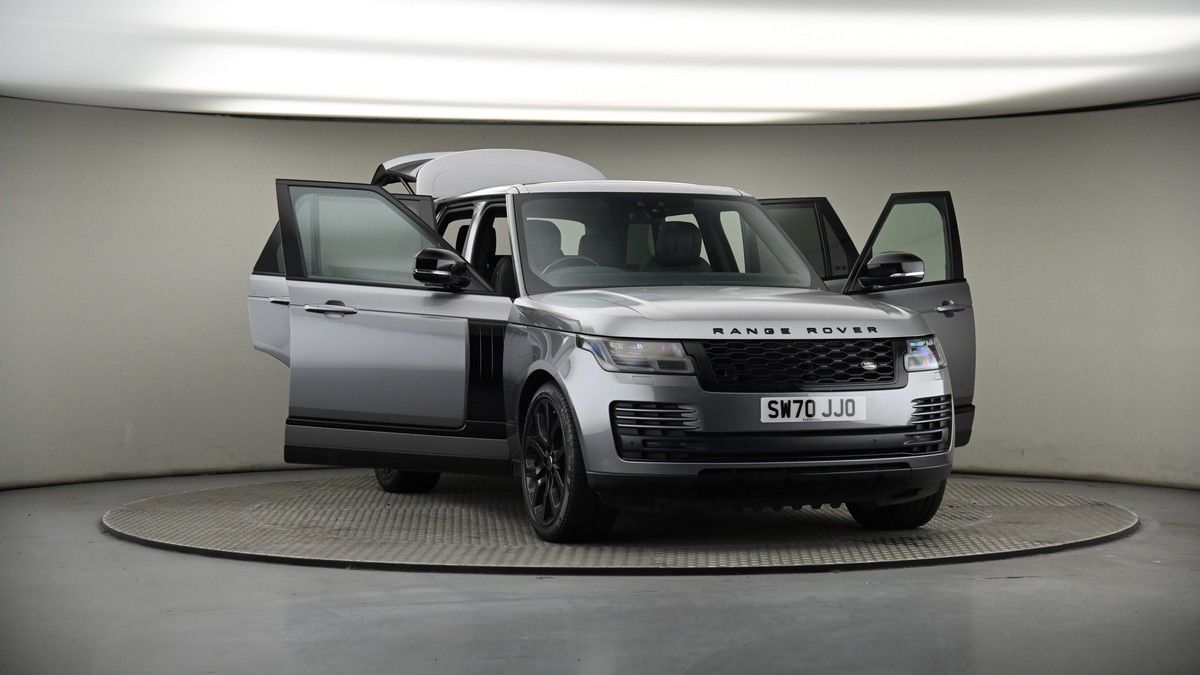 More views of Land Rover Range Rover