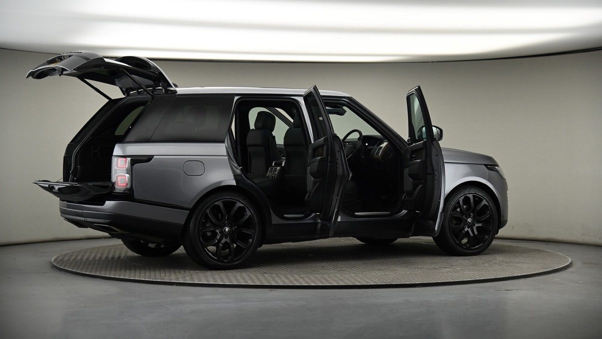More views of Land Rover Range Rover