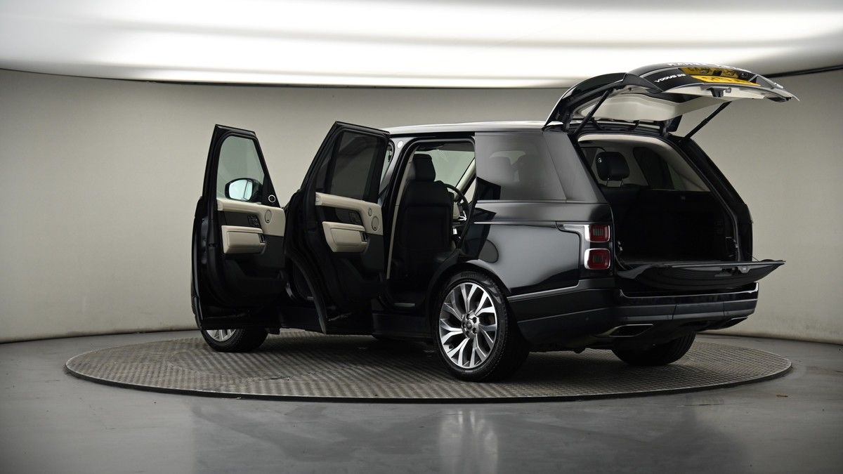 More views of Land Rover Range Rover