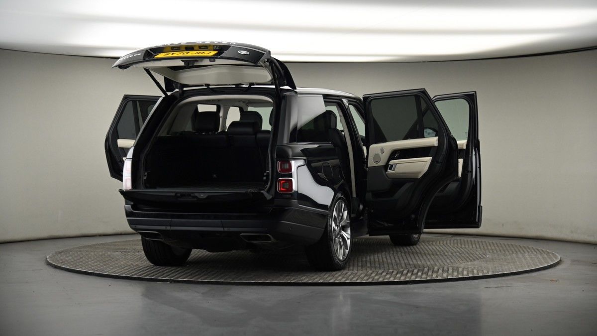 More views of Land Rover Range Rover