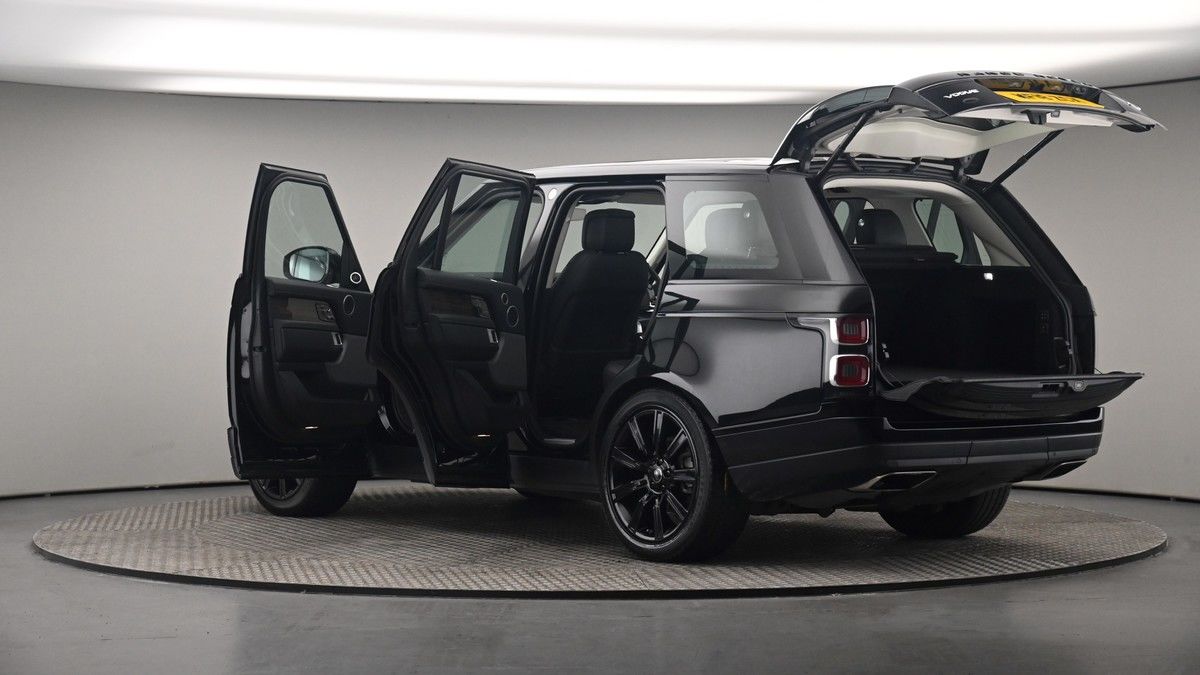 More views of Land Rover Range Rover