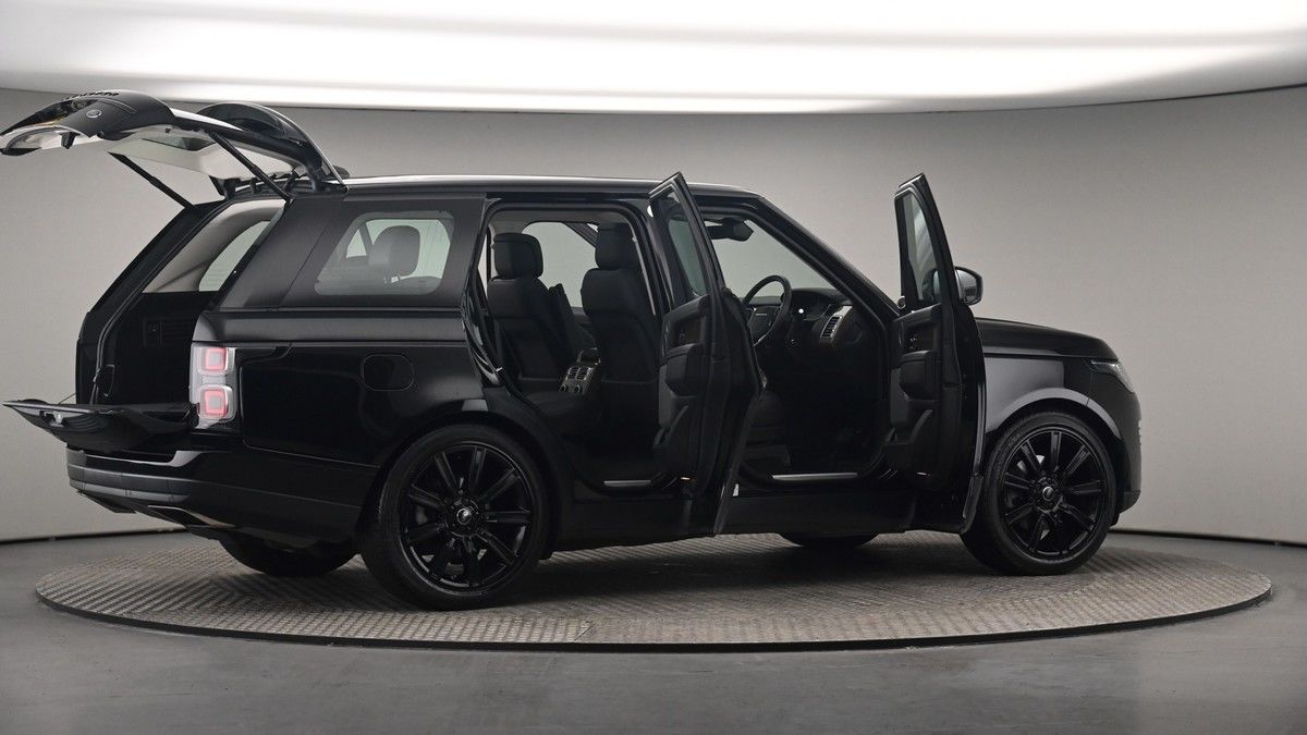 More views of Land Rover Range Rover