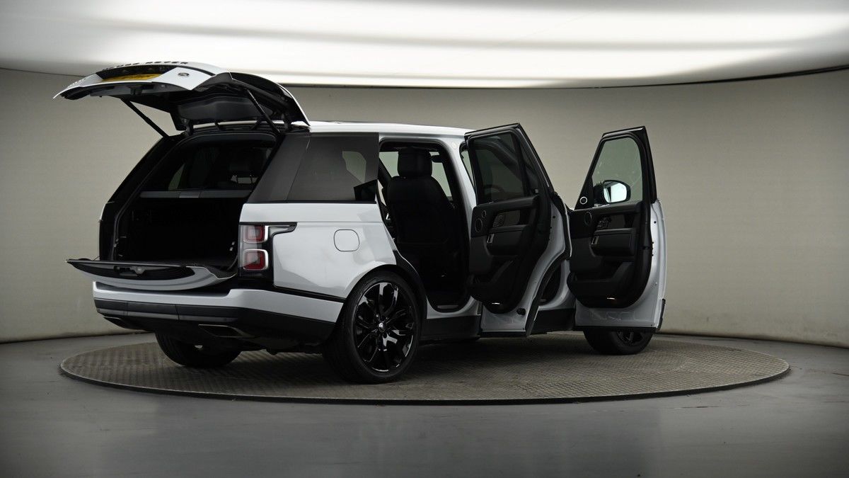More views of Land Rover Range Rover