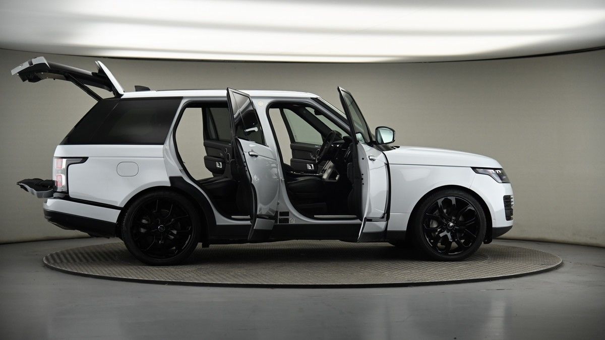 More views of Land Rover Range Rover