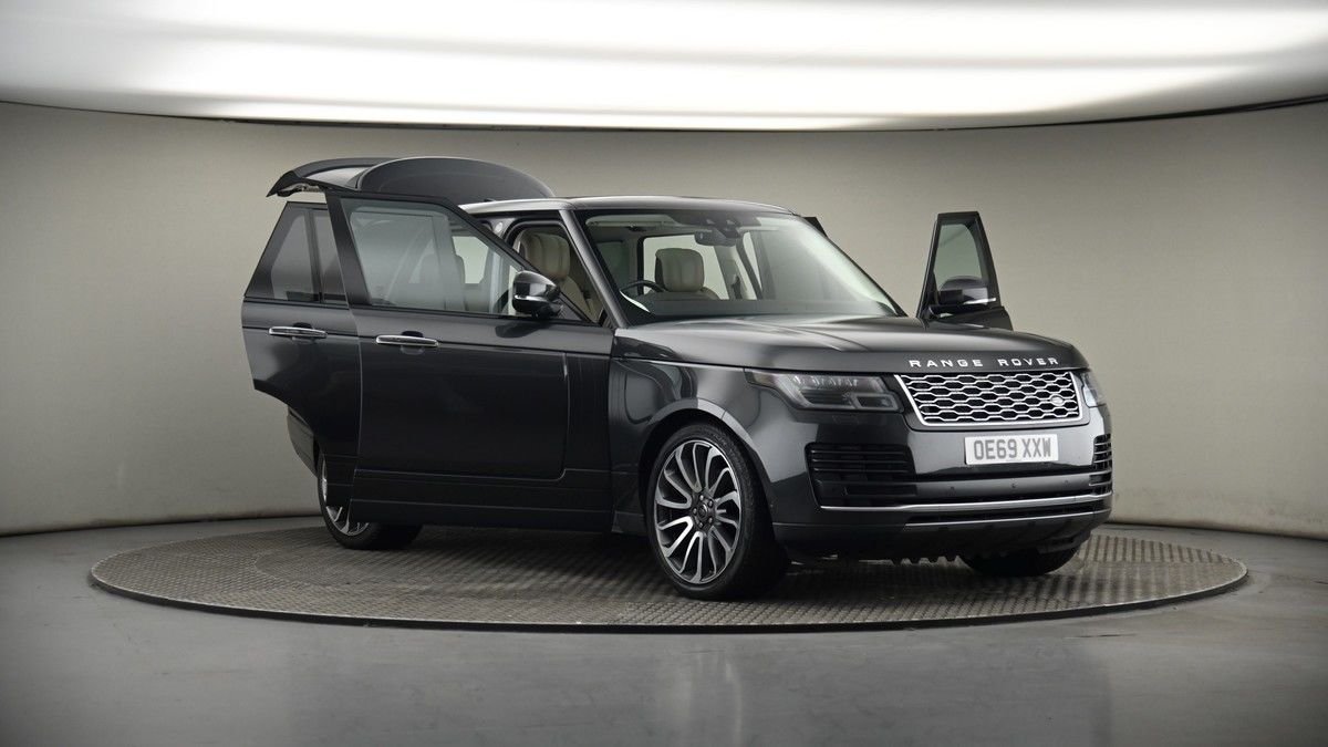 More views of Land Rover Range Rover