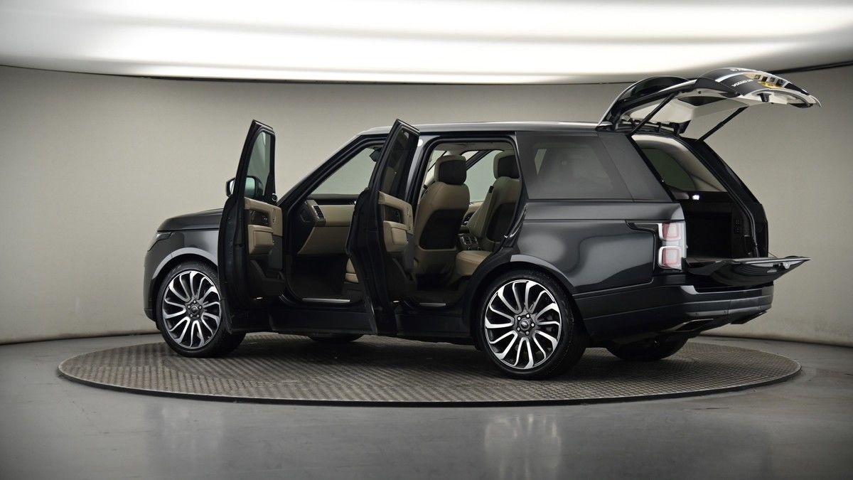 More views of Land Rover Range Rover