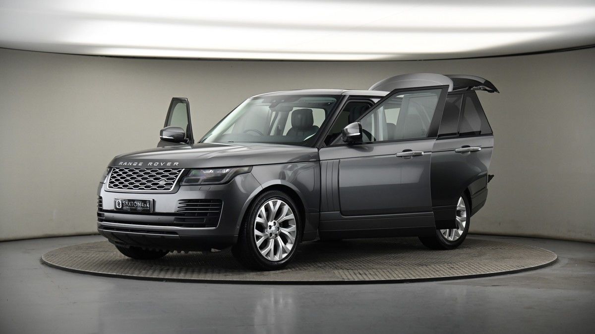 More views of Land Rover Range Rover
