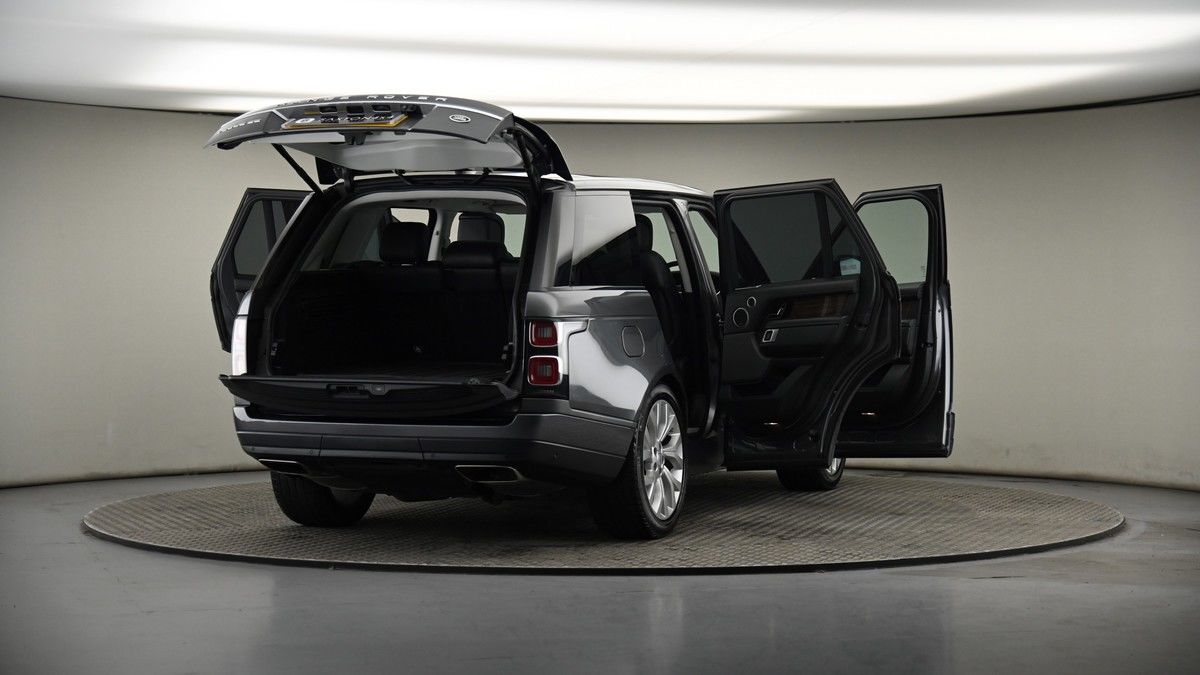 More views of Land Rover Range Rover