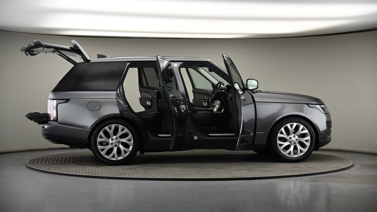 More views of Land Rover Range Rover