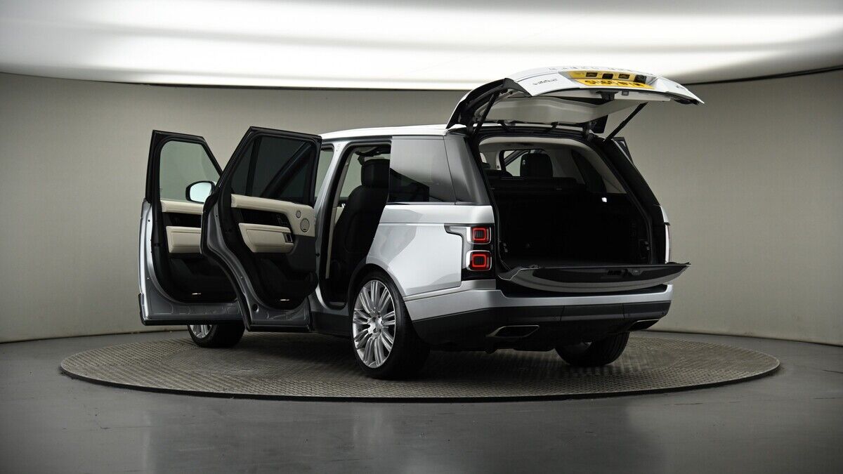 Land Rover Range Rover Image 8