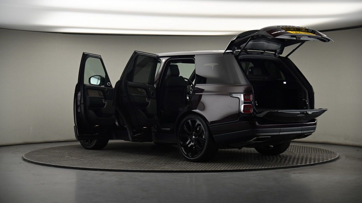 More views of Land Rover Range Rover