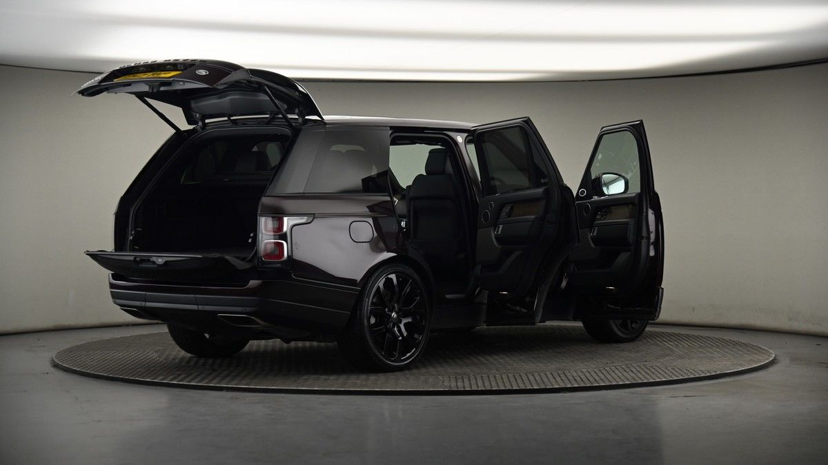 More views of Land Rover Range Rover