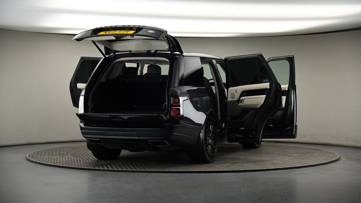 More views of Land Rover Range Rover