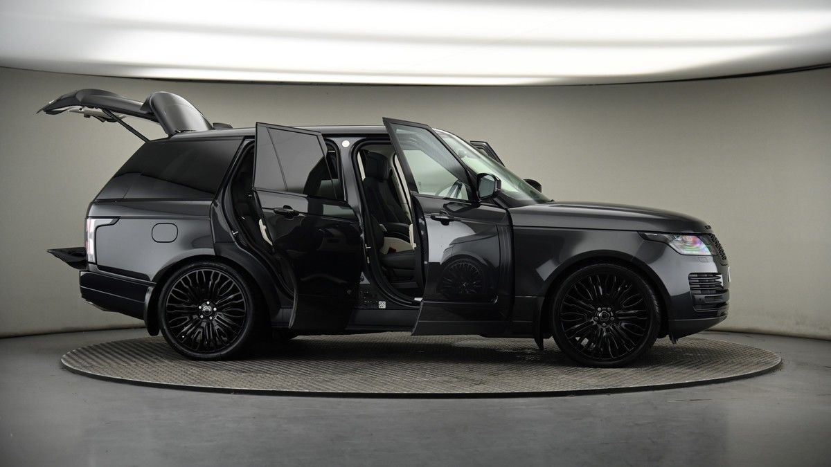 More views of Land Rover Range Rover