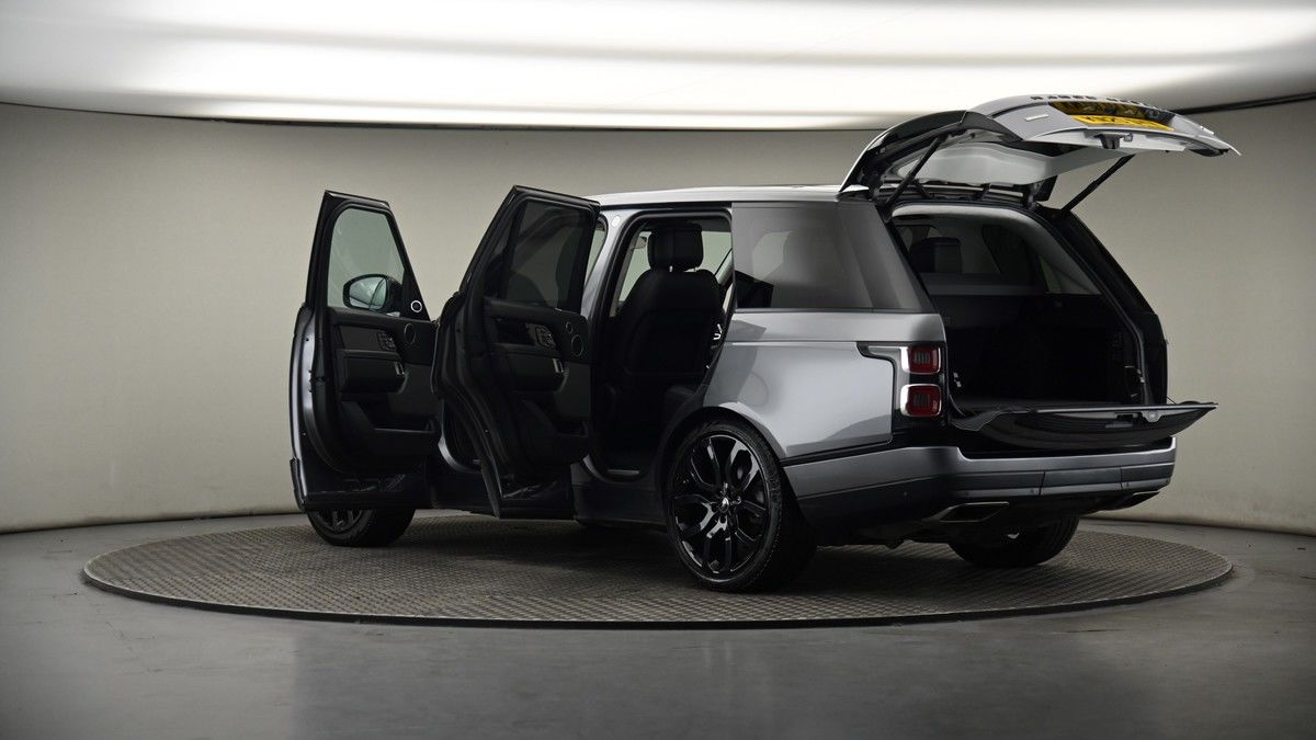 More views of Land Rover Range Rover