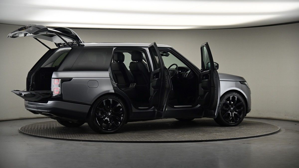 More views of Land Rover Range Rover