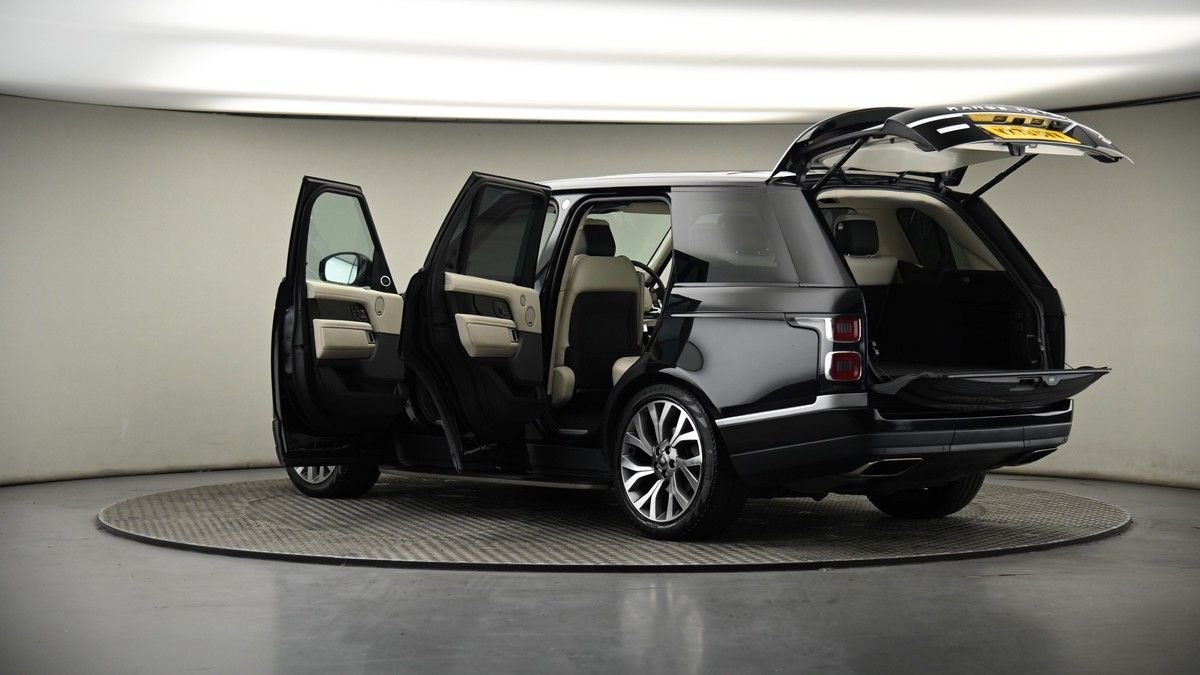 More views of Land Rover Range Rover