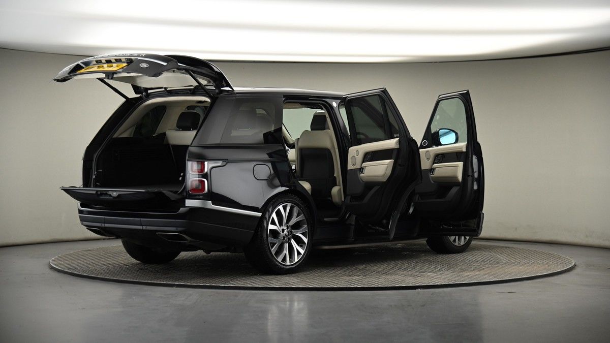 More views of Land Rover Range Rover