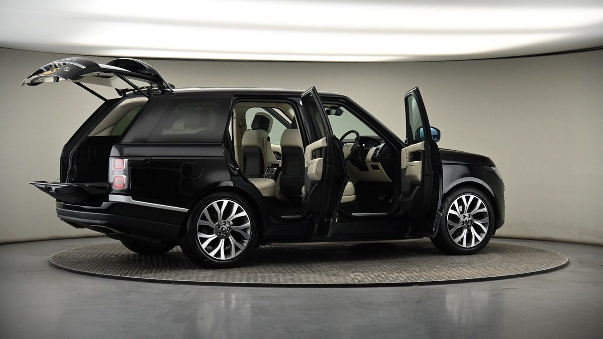 More views of Land Rover Range Rover