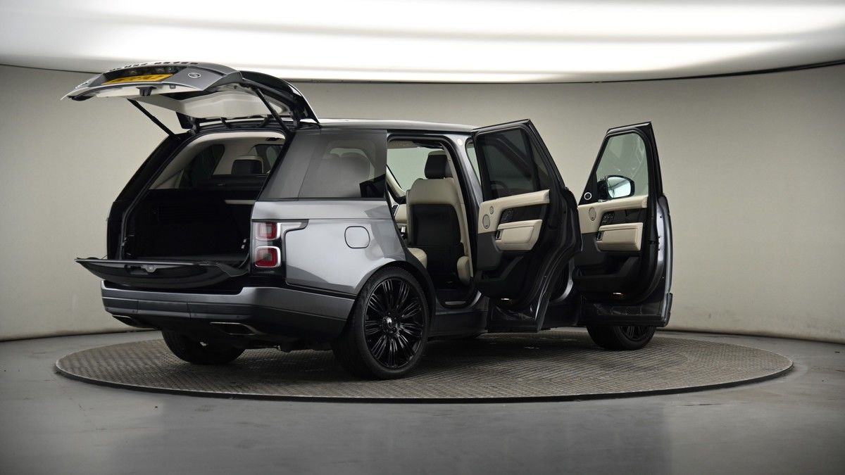 More views of Land Rover Range Rover