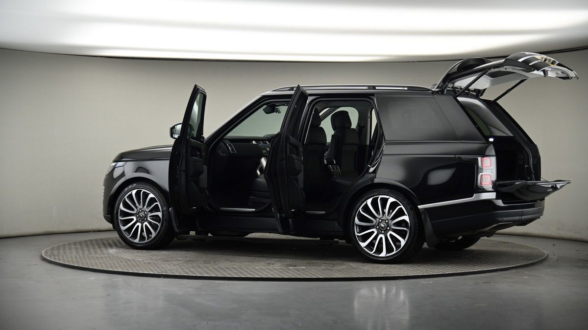 More views of Land Rover Range Rover