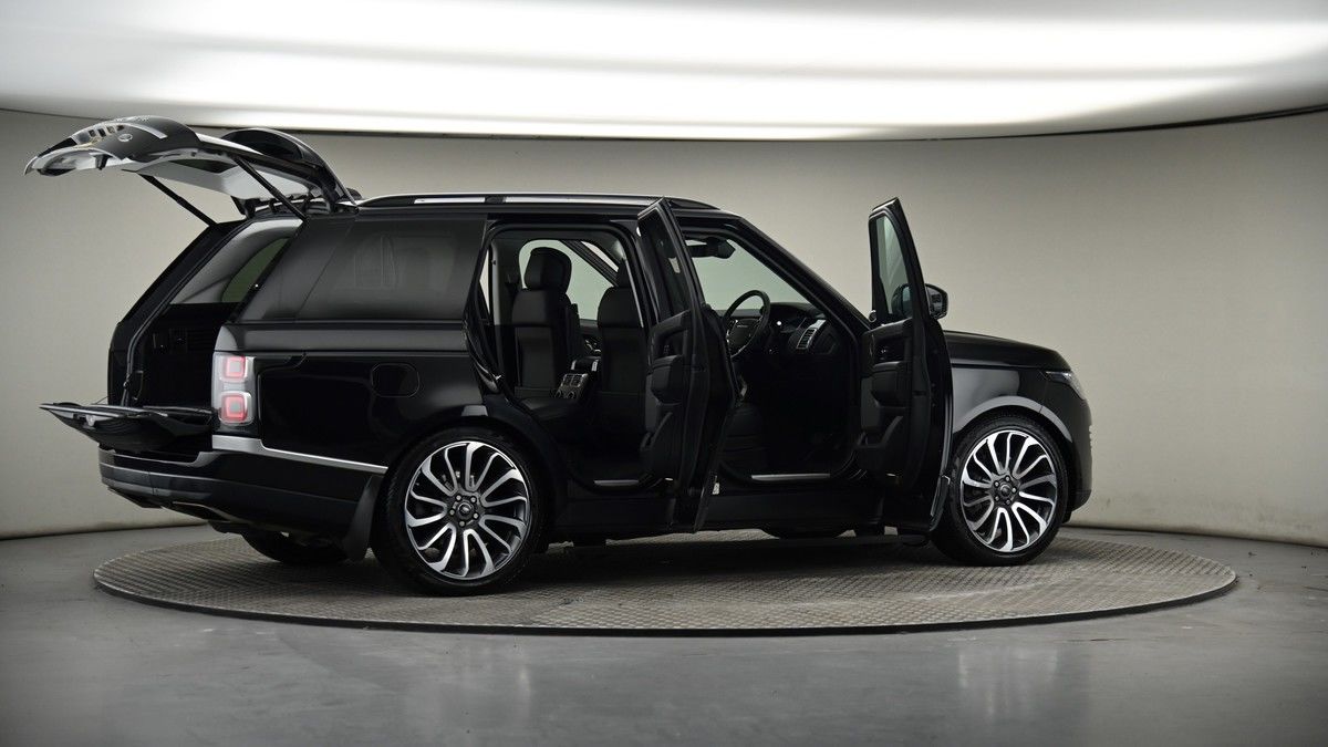 More views of Land Rover Range Rover