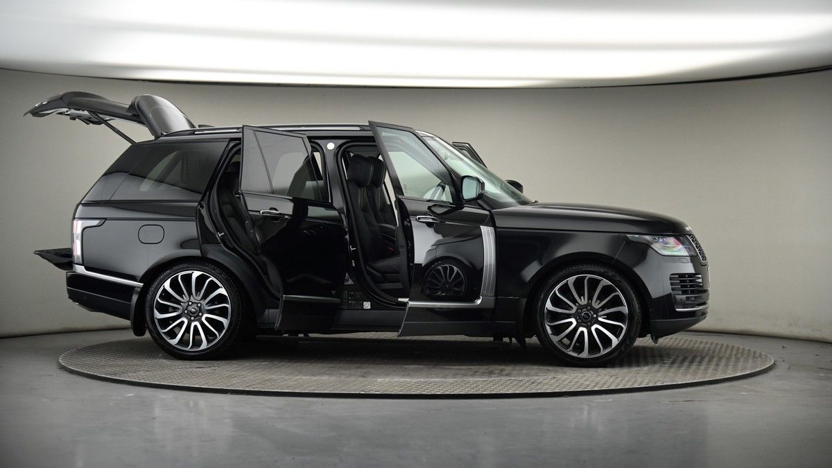More views of Land Rover Range Rover