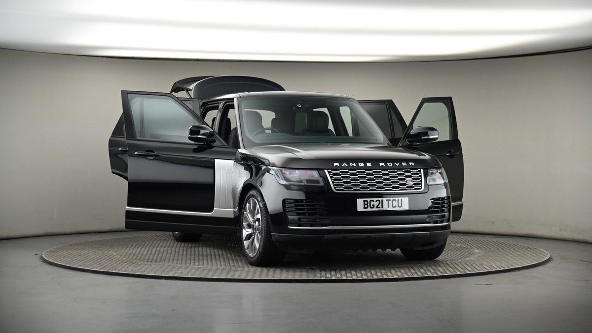 More views of Land Rover Range Rover
