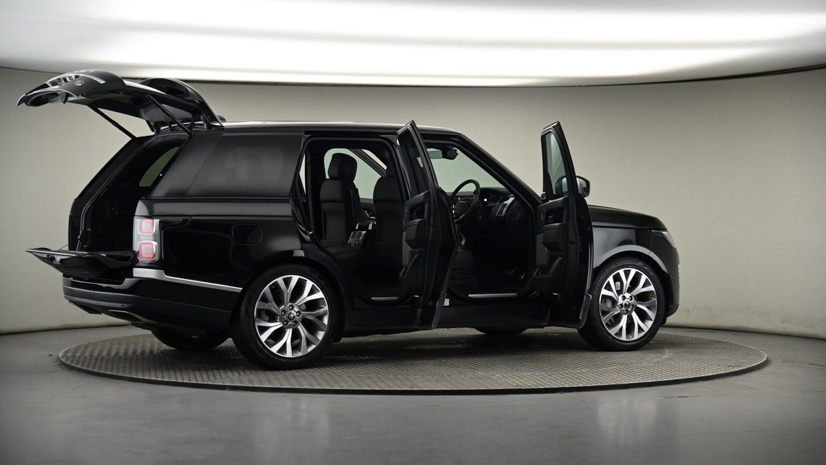 More views of Land Rover Range Rover