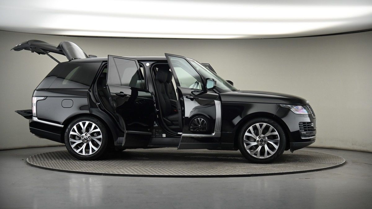 More views of Land Rover Range Rover