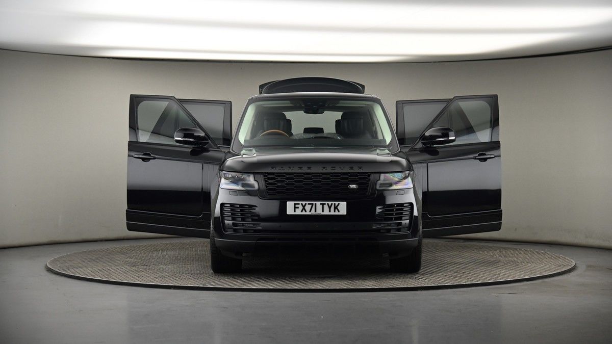 More views of Land Rover Range Rover