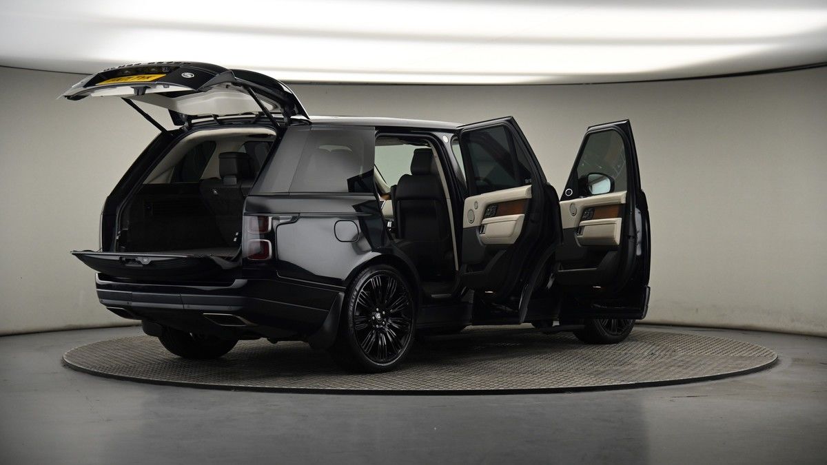 More views of Land Rover Range Rover