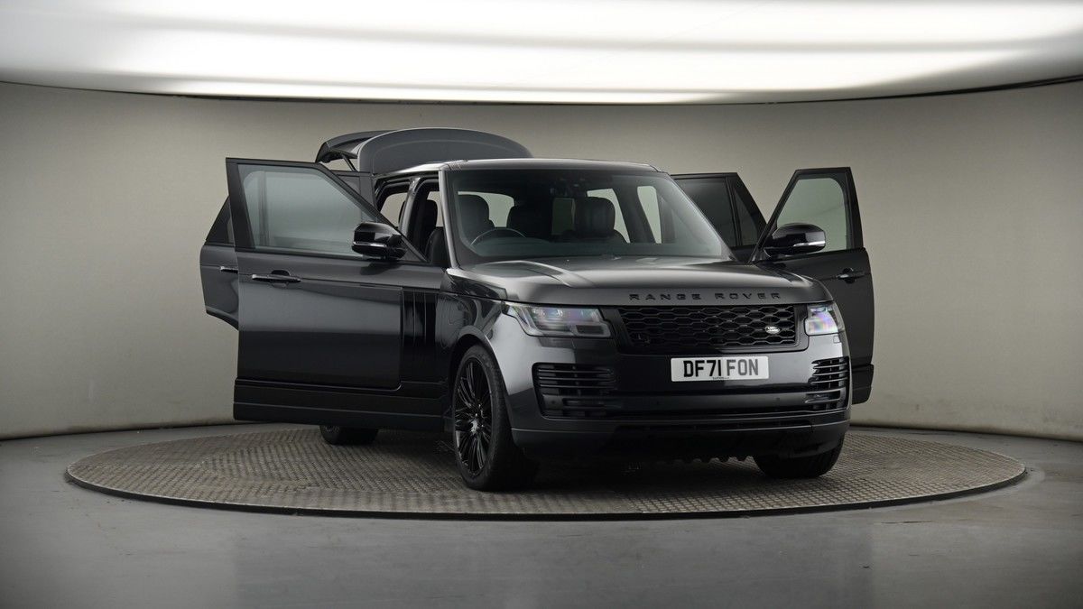 More views of Land Rover Range Rover