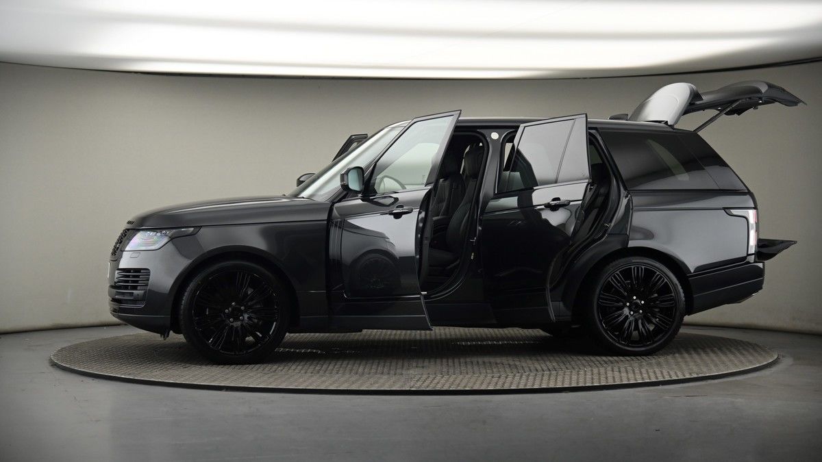 More views of Land Rover Range Rover