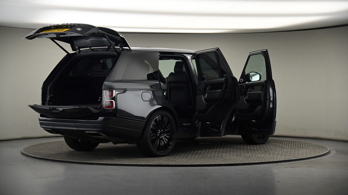 More views of Land Rover Range Rover