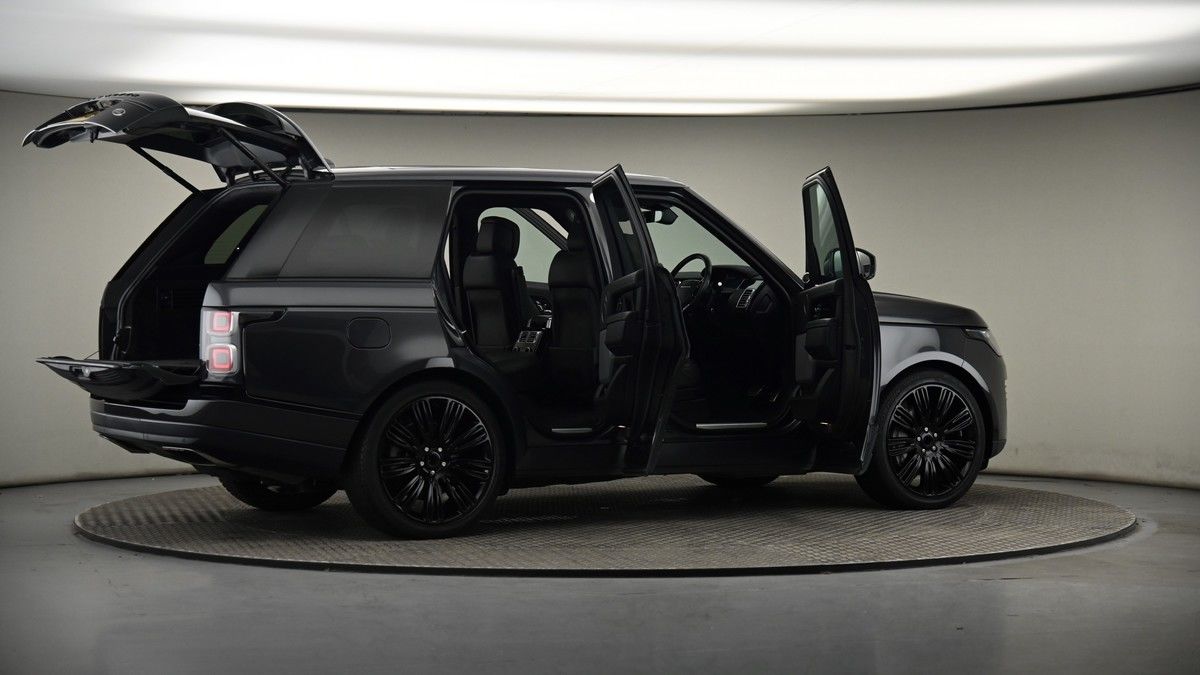 More views of Land Rover Range Rover