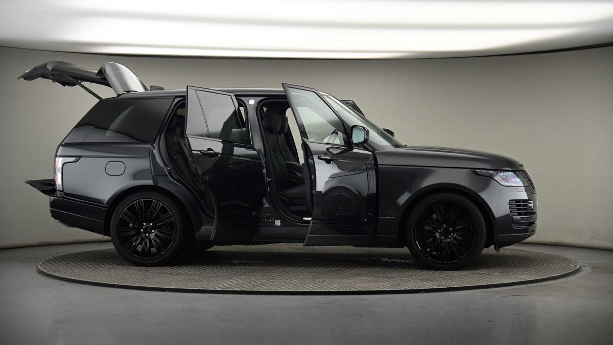 More views of Land Rover Range Rover