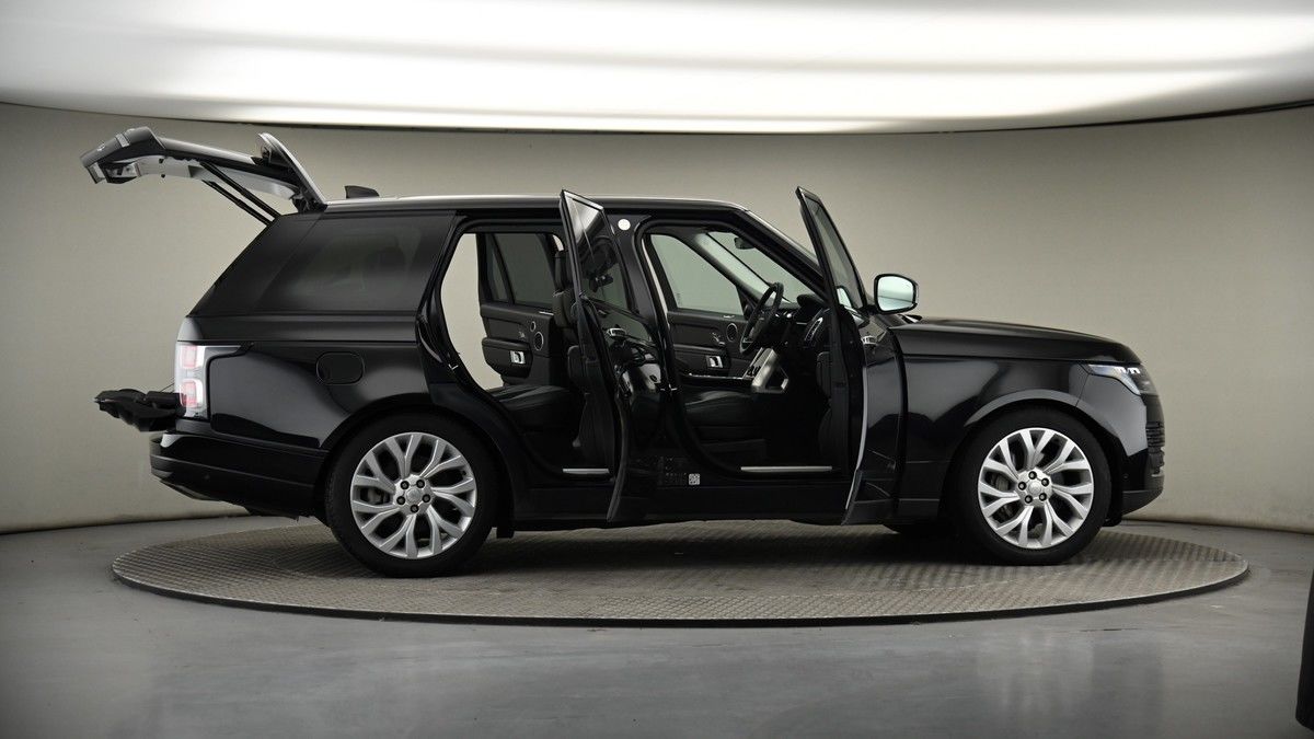 More views of Land Rover Range Rover