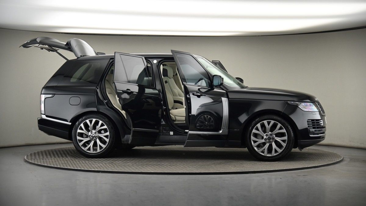 More views of Land Rover Range Rover